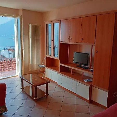 Casa Corinna, View, Terrace, Private Garage! Semesterbostad *