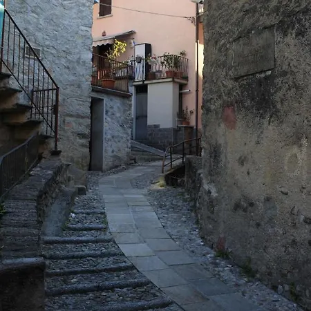 Casa Corinna, View, Terrace, Private Garage! Semesterbostad *